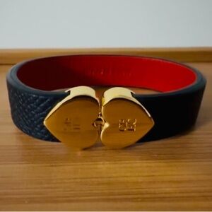 Carolina Herrera CH leather/gold tone bracelet, med, used very good item